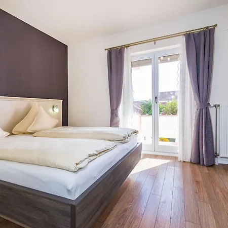 Dalmatina Mit Pool Villa *