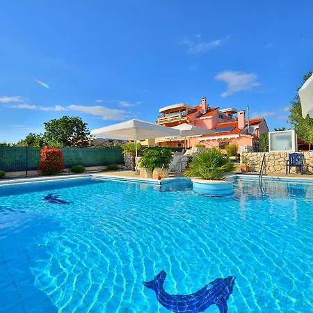 Villa Dalmatina Mit Pool