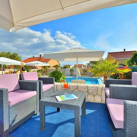 Dalmatina Mit Pool Villa