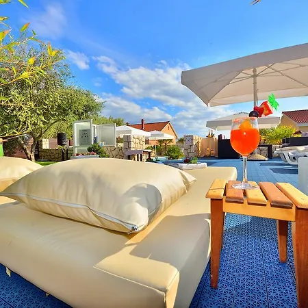 Dalmatina Mit Pool Villa Zadar