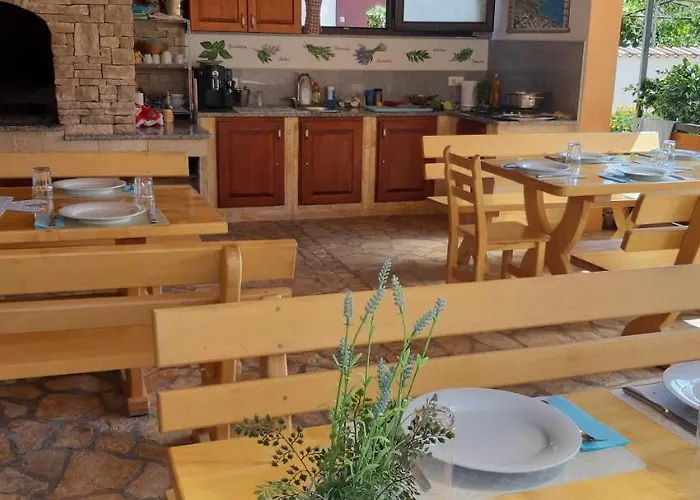 Villa Dalmatina Mit Pool Zadar