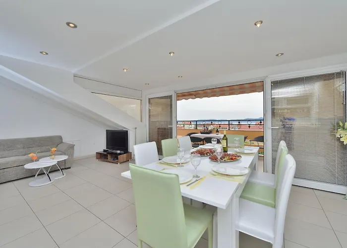 Dalmatina Mit Pool * Zadar